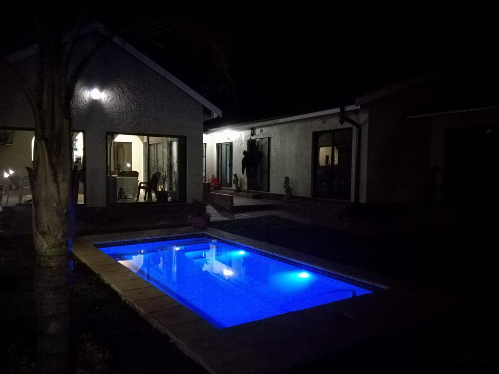 Acacia Grove Guest House Joanesburgo Exterior foto