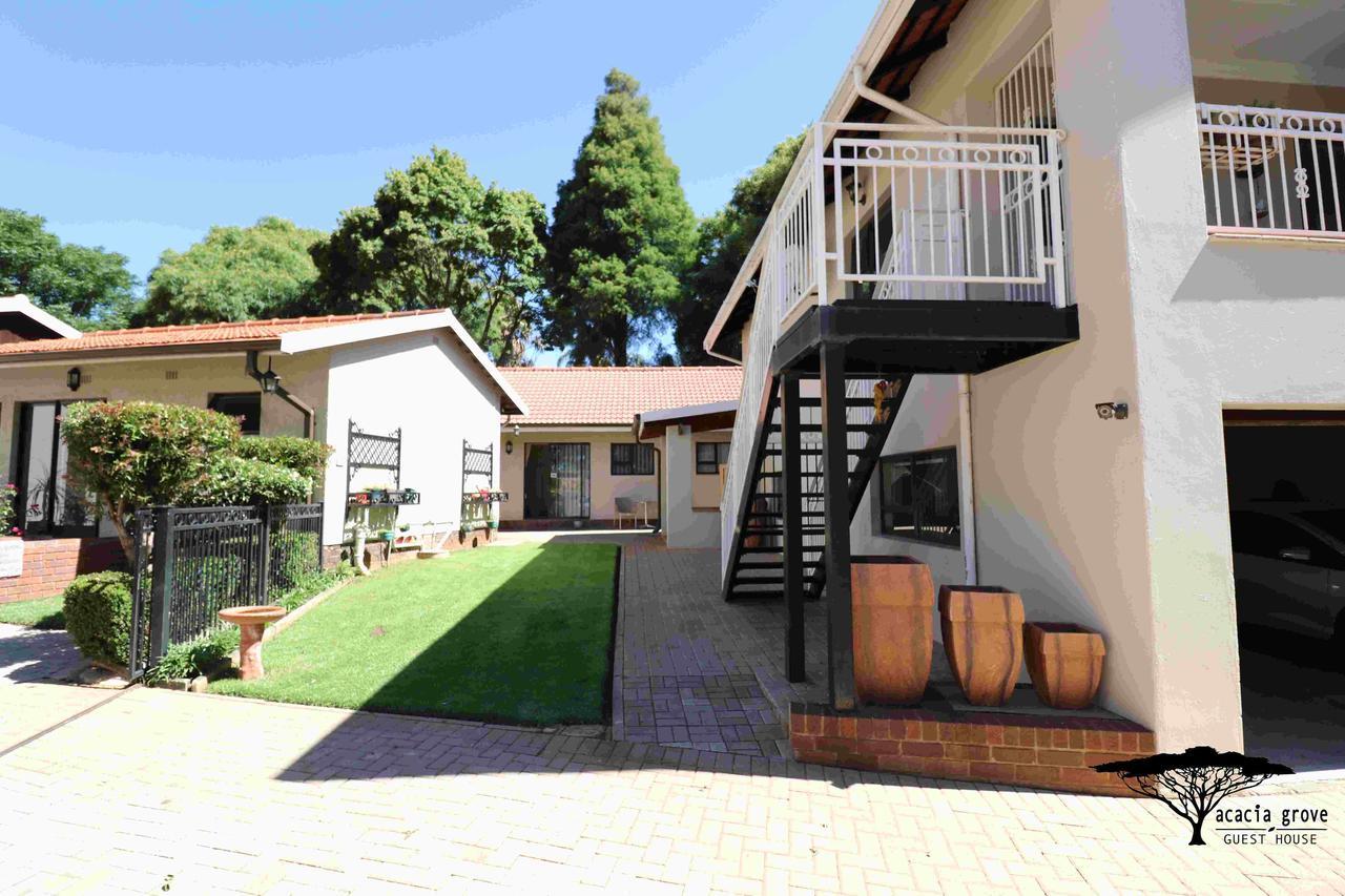Acacia Grove Guest House Joanesburgo Exterior foto