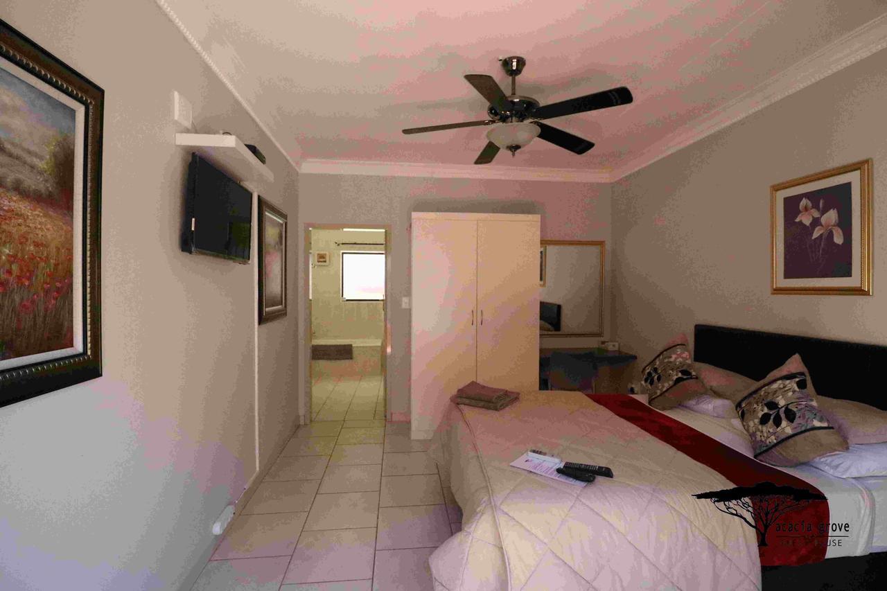 Acacia Grove Guest House Joanesburgo Exterior foto